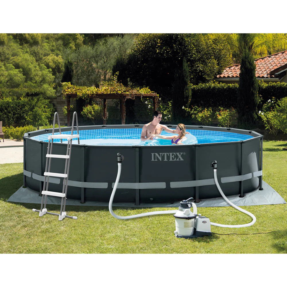 Piscina Ultra XTR Frame INTEX 488 x 122 cm, 19.156L, con Bomba de Arena, Escalera, Cobertor y Tapiz