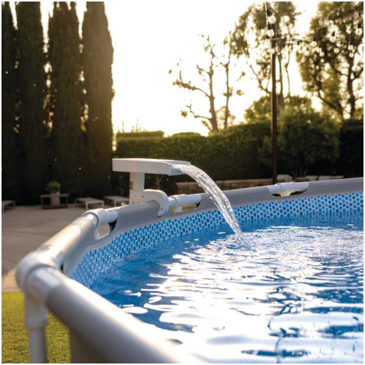 Cascada Led Multi-color para Piscina Estructural INTEX