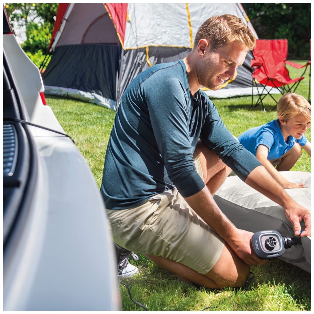 Inflador Eléctrico para Auto 12V INTEX Quick-Fill con 3 Boquillas