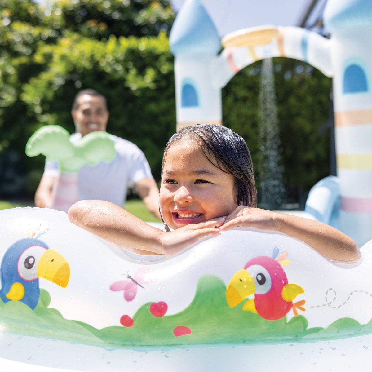 Centro de Juegos Inflable INTEX Castillo Unicornio con Tobogán 196 x 178 x 127 cm - en uso 7