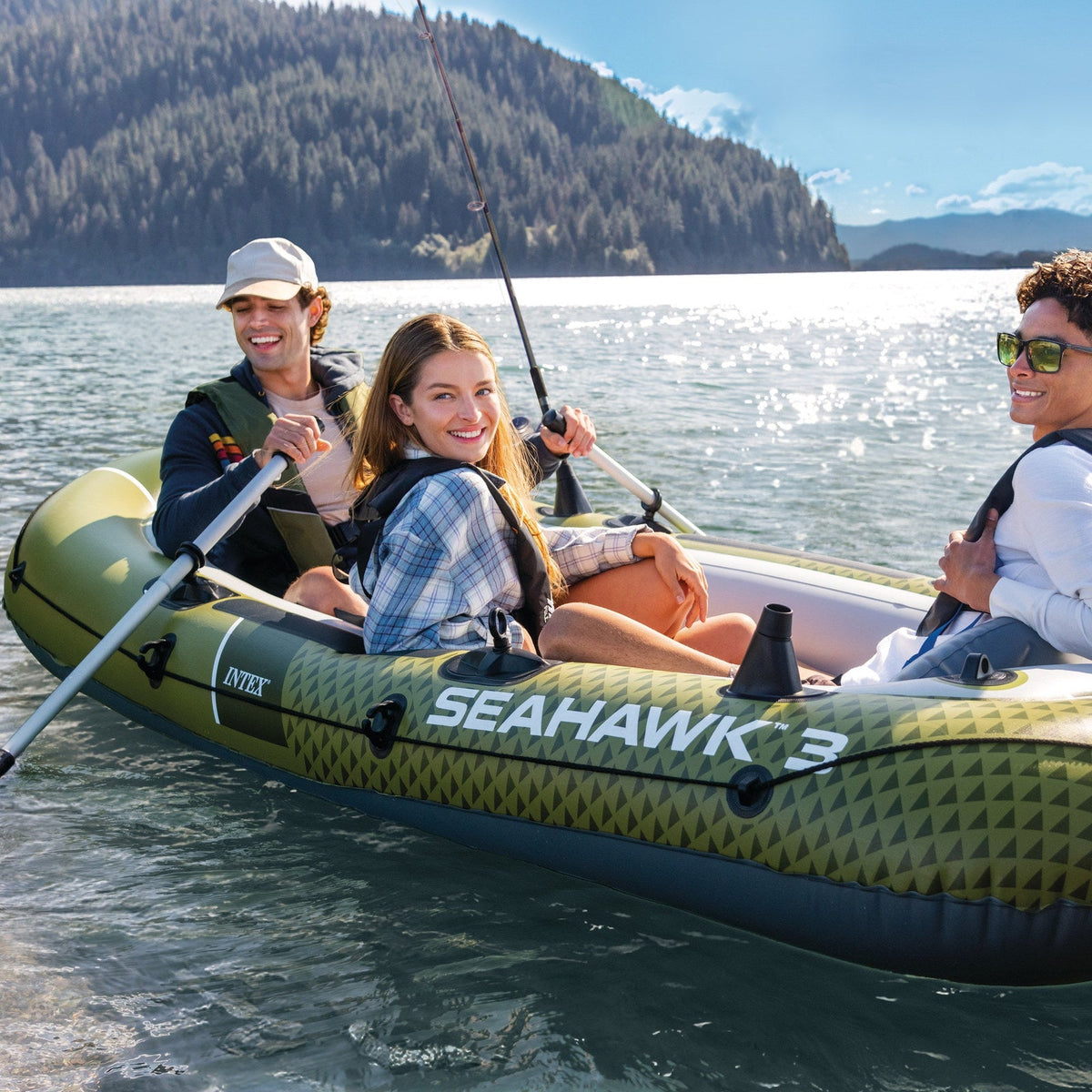 Bote Inflable INTEX Seahawk 3 con Remos y Bomba 295 x 137 x 43 cm - en uso 6