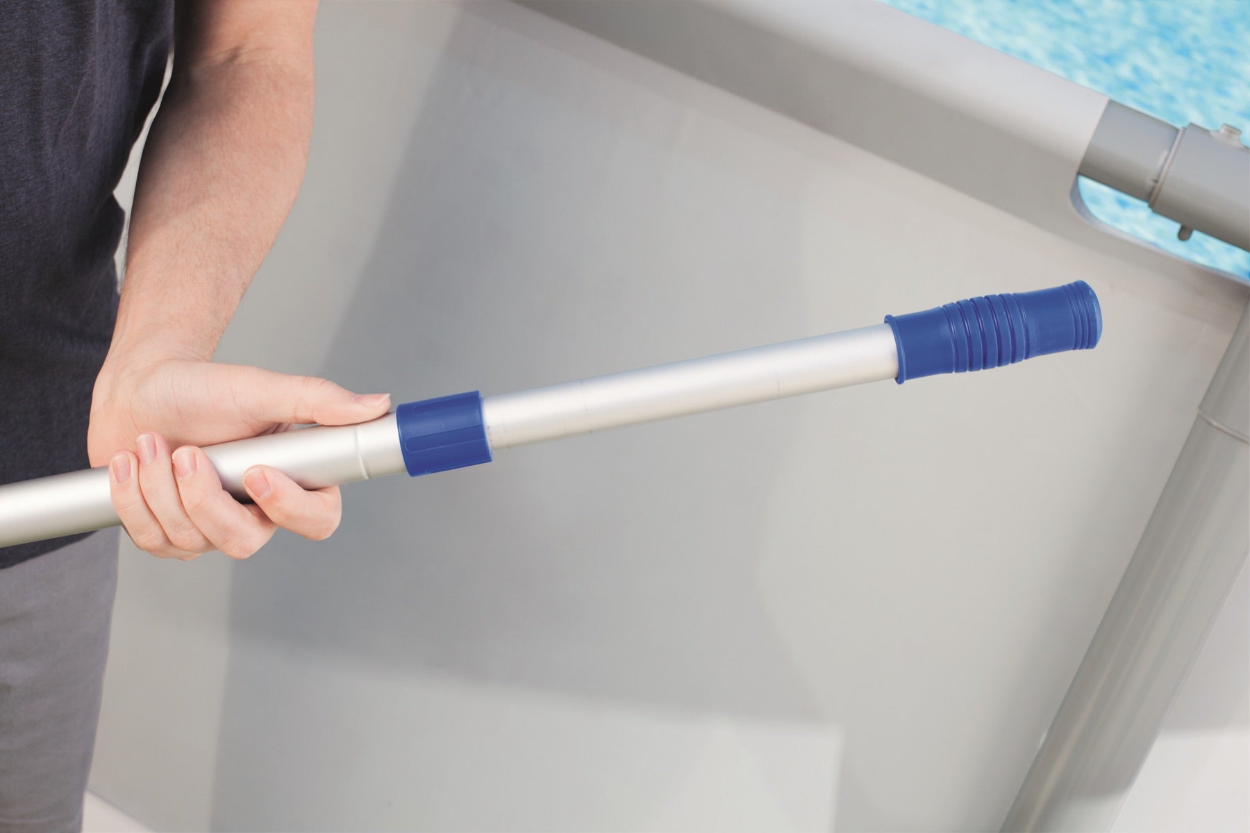 Pértiga Telescópica de Aluminio para Piscina BESTWAY 3.6m